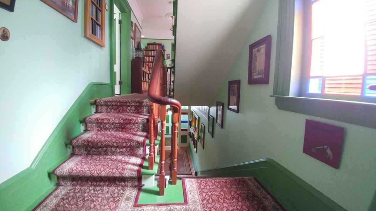 Gower Manor Historic Bed & Breakfast เซนต์จอห์น ภายนอก รูปภาพ