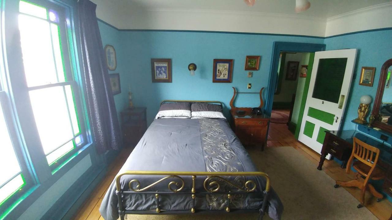 Gower Manor Historic Bed & Breakfast เซนต์จอห์น ภายนอก รูปภาพ