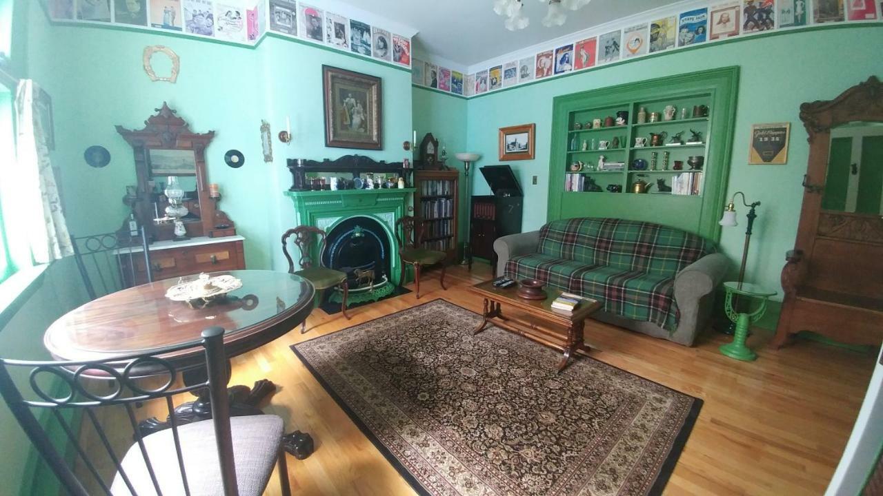 Gower Manor Historic Bed & Breakfast เซนต์จอห์น ภายนอก รูปภาพ