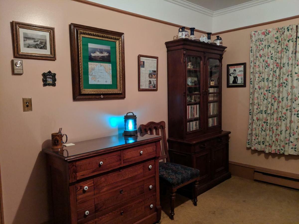 Gower Manor Historic Bed & Breakfast เซนต์จอห์น ภายนอก รูปภาพ