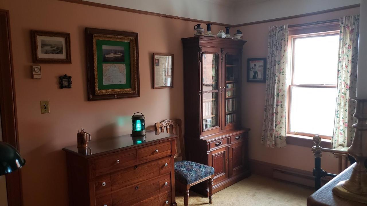 Gower Manor Historic Bed & Breakfast เซนต์จอห์น ภายนอก รูปภาพ